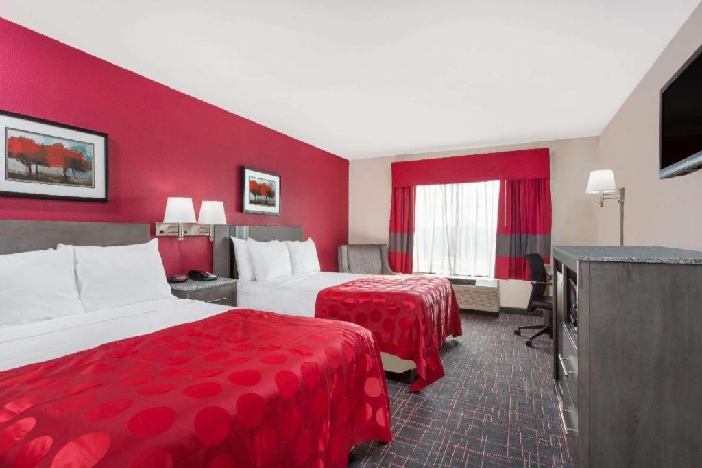 Clarion Pointe - Greensboro Coliseum Area Kültér fotó